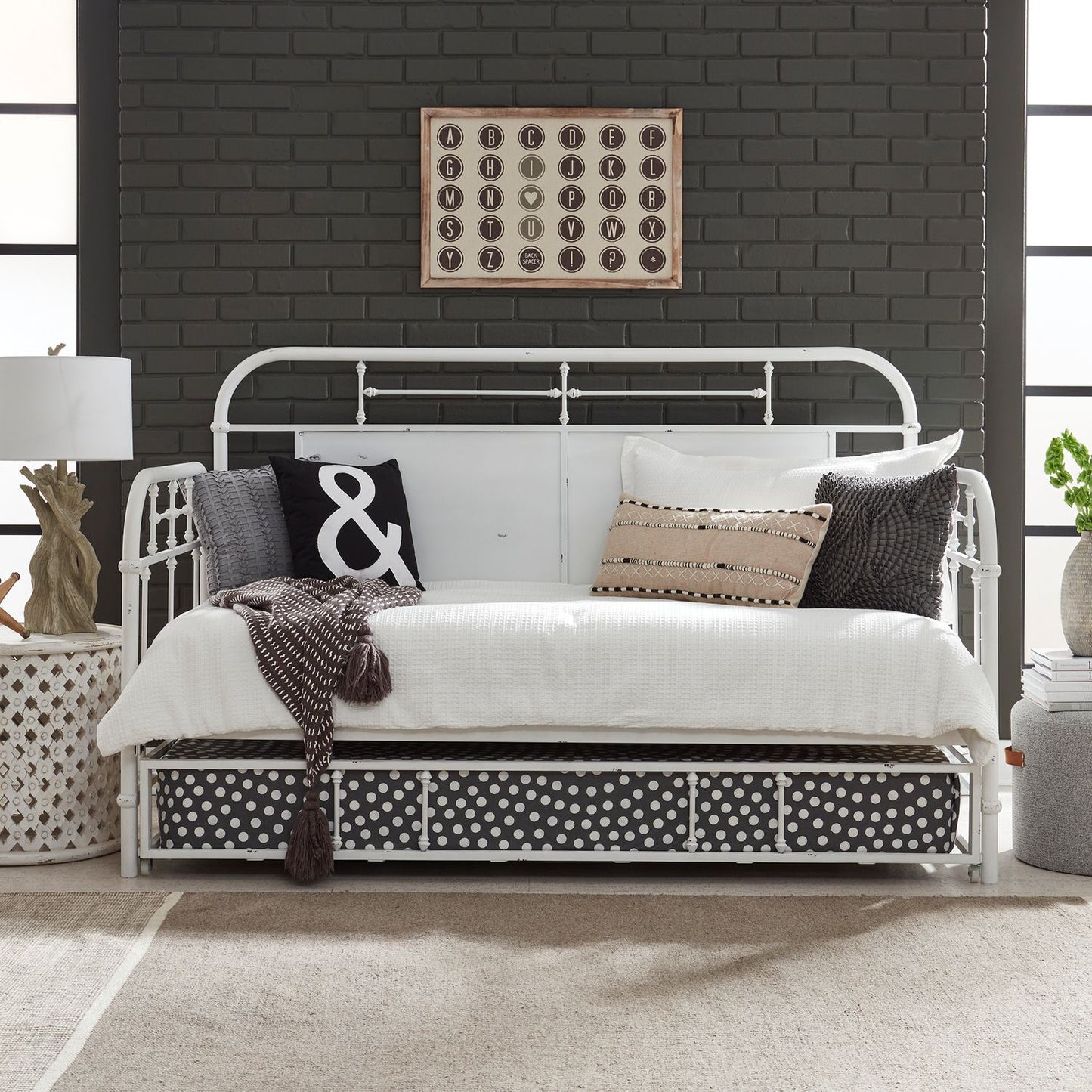 Vintage Series Twin Metal Day Bed With Optional Trundle - Antique White