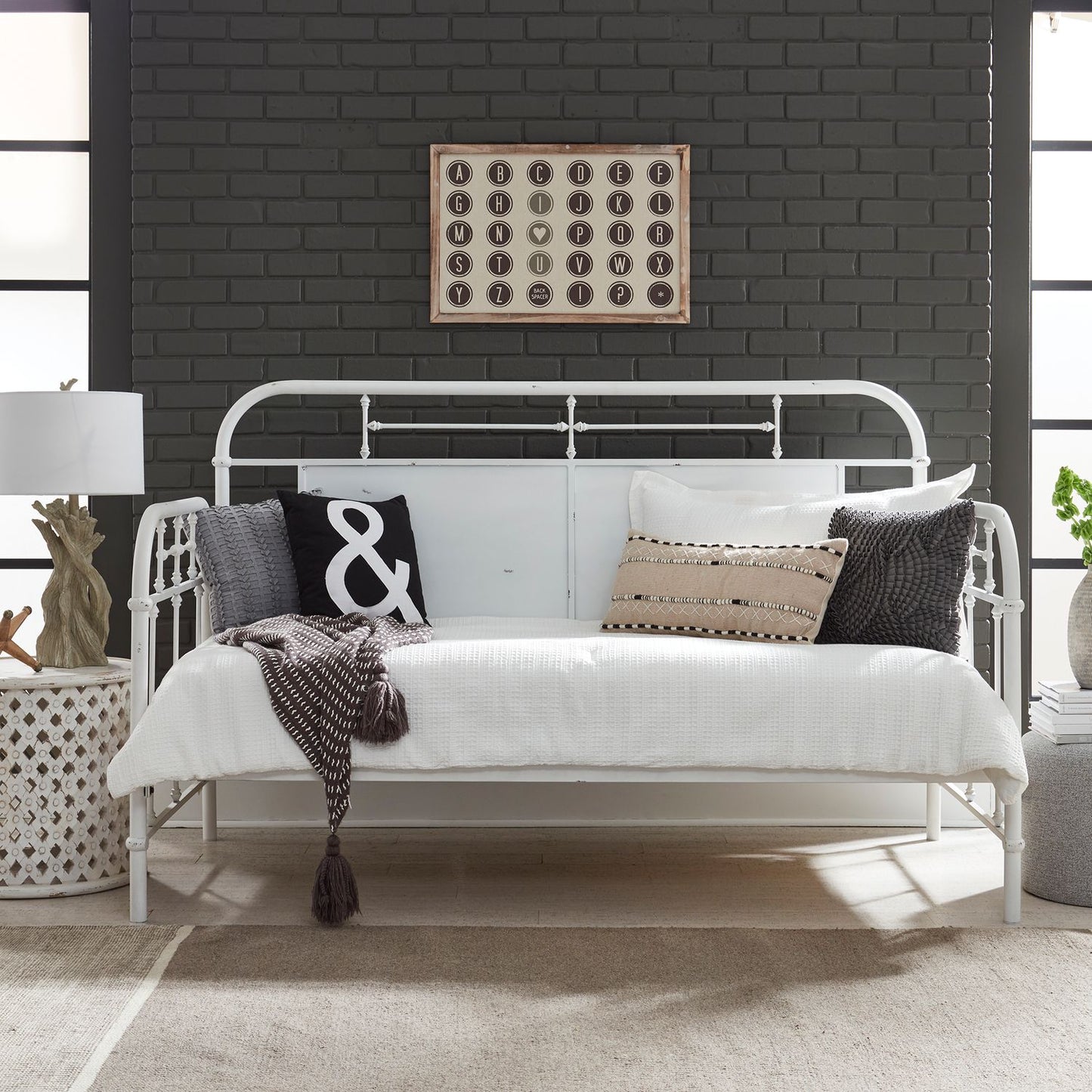 Vintage Series Twin Metal Day Bed With Optional Trundle - Antique White