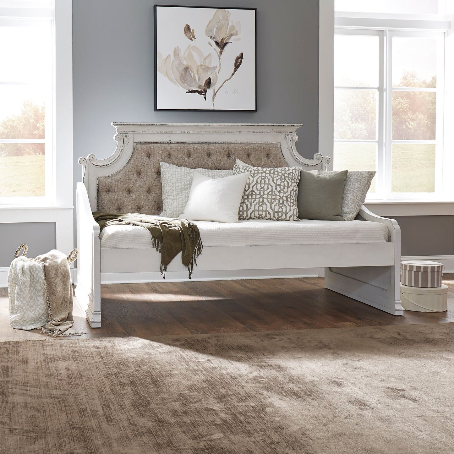 Magnolia Manor Twin Daybed With Optional Trundle