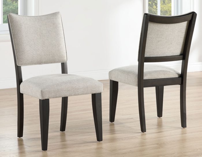 Roatan 80-96-inch Table Dining & Chairs (80-96 inch Table Top)